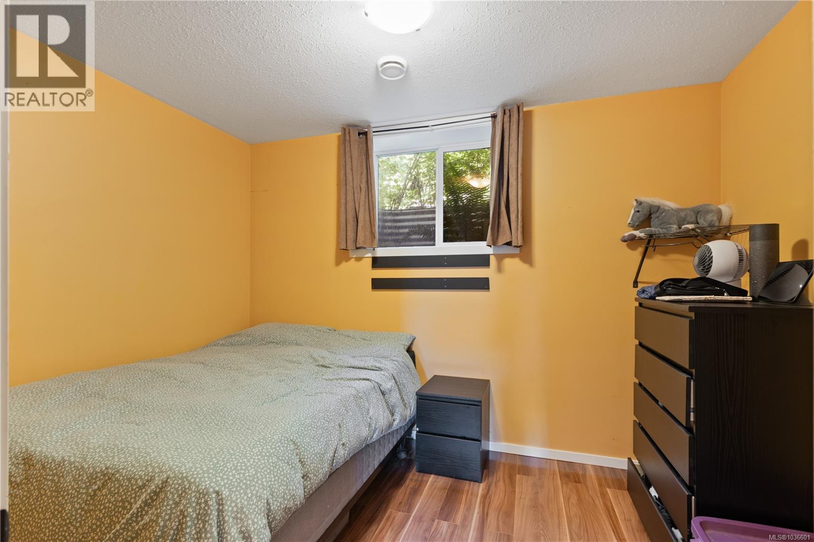 614 Oakwood Rd - 16