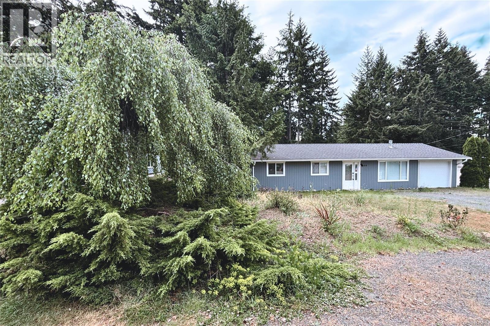 600 Sumac Dr - 2
