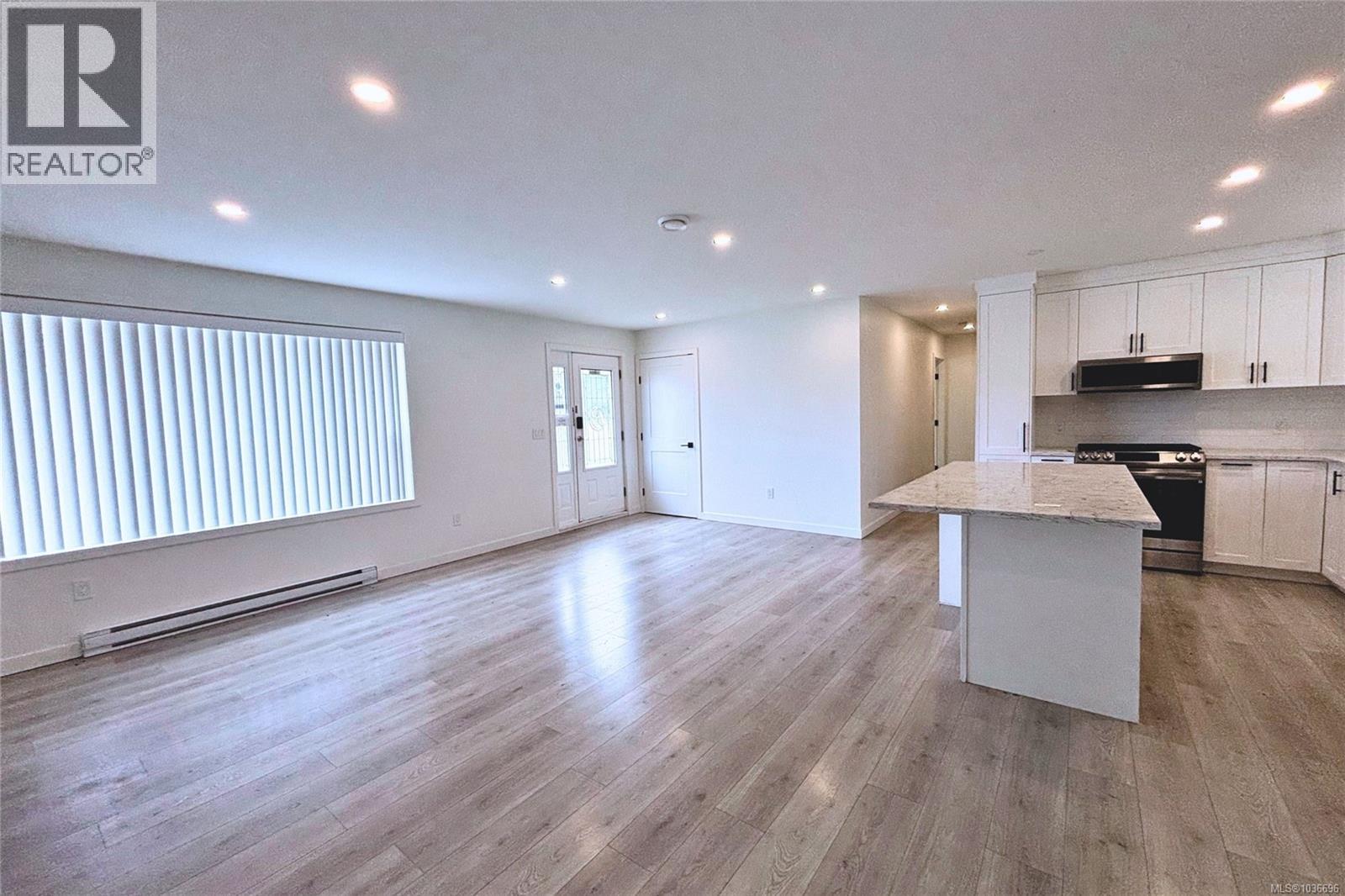 600 Sumac Dr - 21