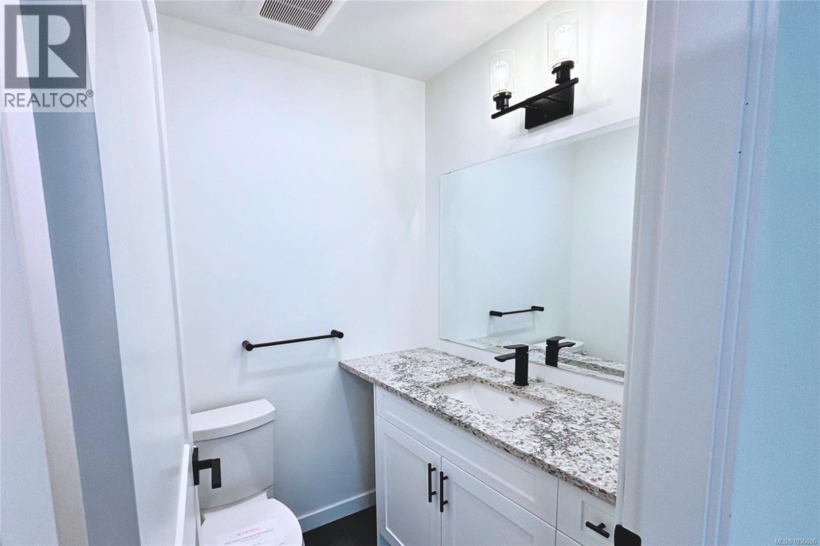 600 Sumac Dr - 34