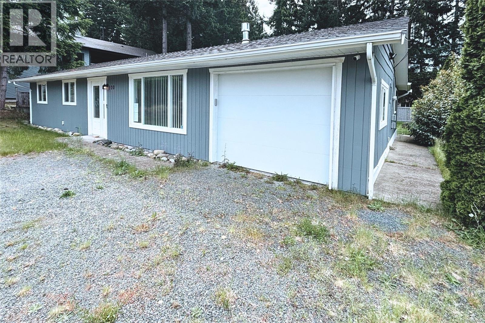 600 Sumac Dr - 13