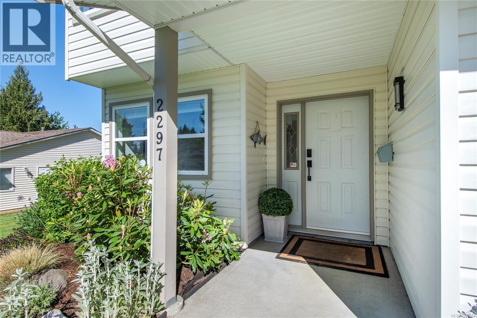 2297 Walbran Dr - 4