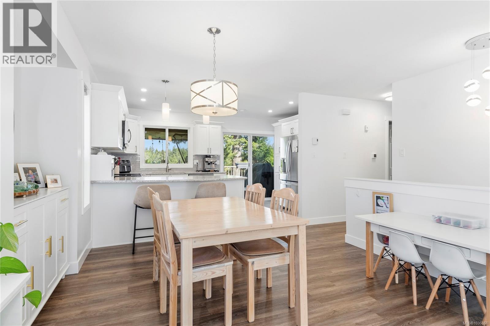 2297 Walbran Dr - 11