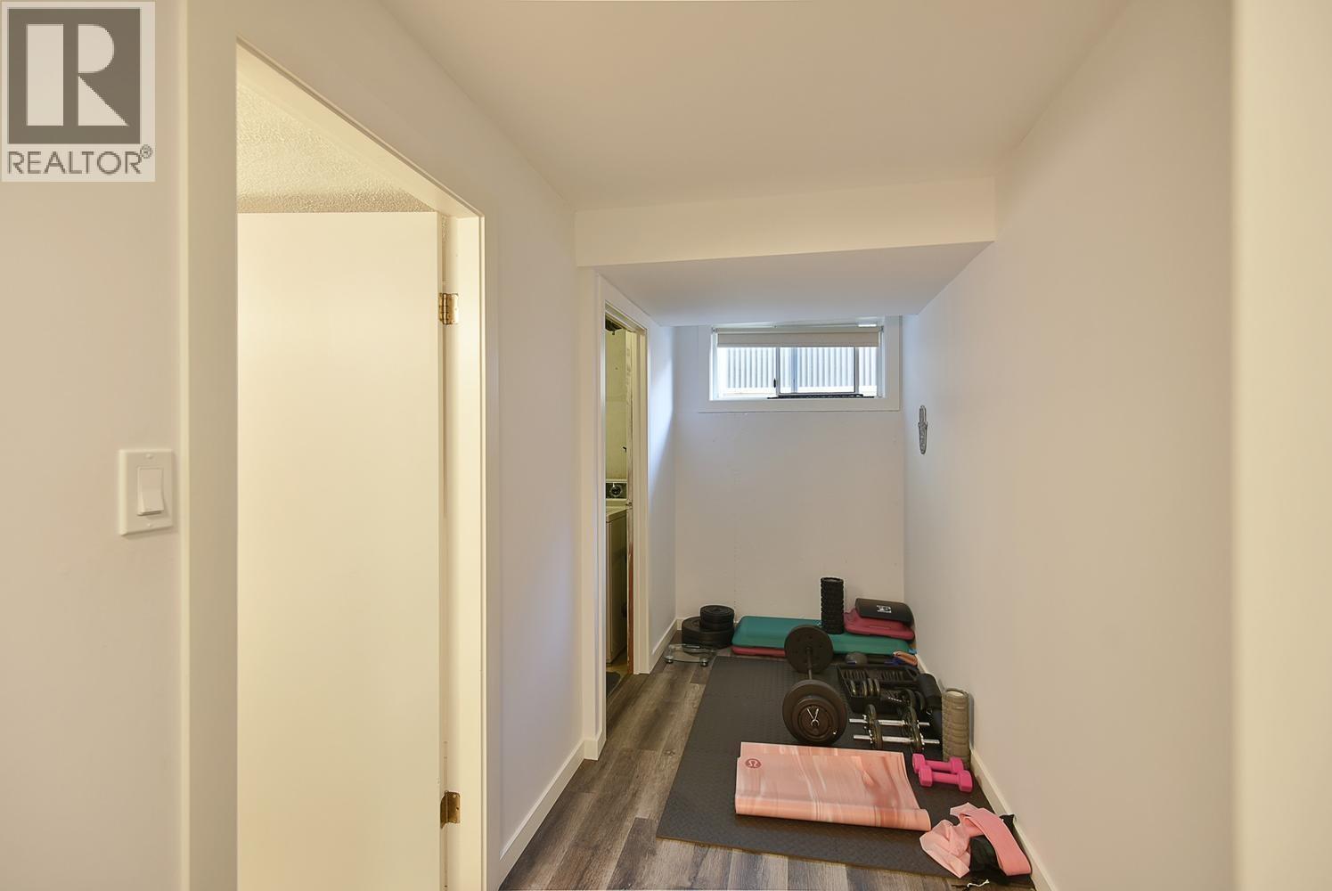 502 EAGLECREST DRIVE, Gibsons