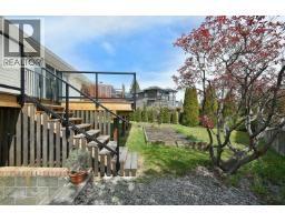 502 Eaglecrest Drive, Gibsons, BC V0N1V8 Photo 32