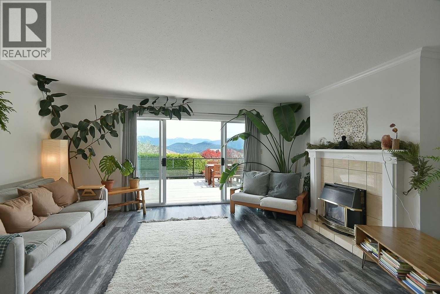 502 EAGLECREST DRIVE, Gibsons