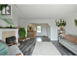 502 Eaglecrest Drive, Gibsons, BC V0N1V8 Photo 8