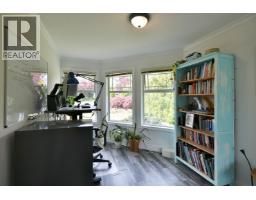 502 Eaglecrest Drive, Gibsons, BC V0N1V8 Photo 20