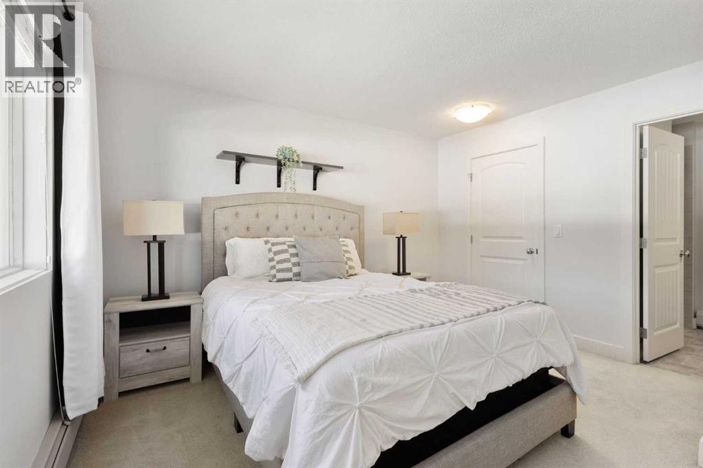 #1 108 Village Heights SW - 26