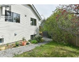 502 Eaglecrest Drive, Gibsons, BC V0N1V8 Photo 22