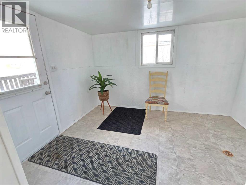 9707 104 Avenue - 7