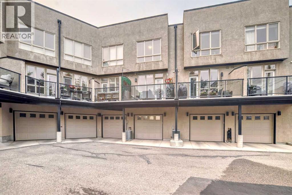 1606 36 Avenue SW - 47