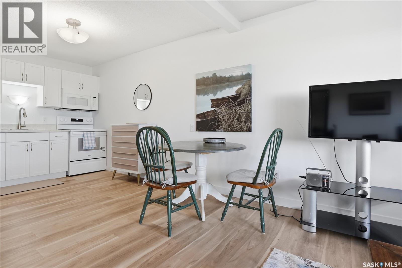 #28 42 Spence STREET - 11
