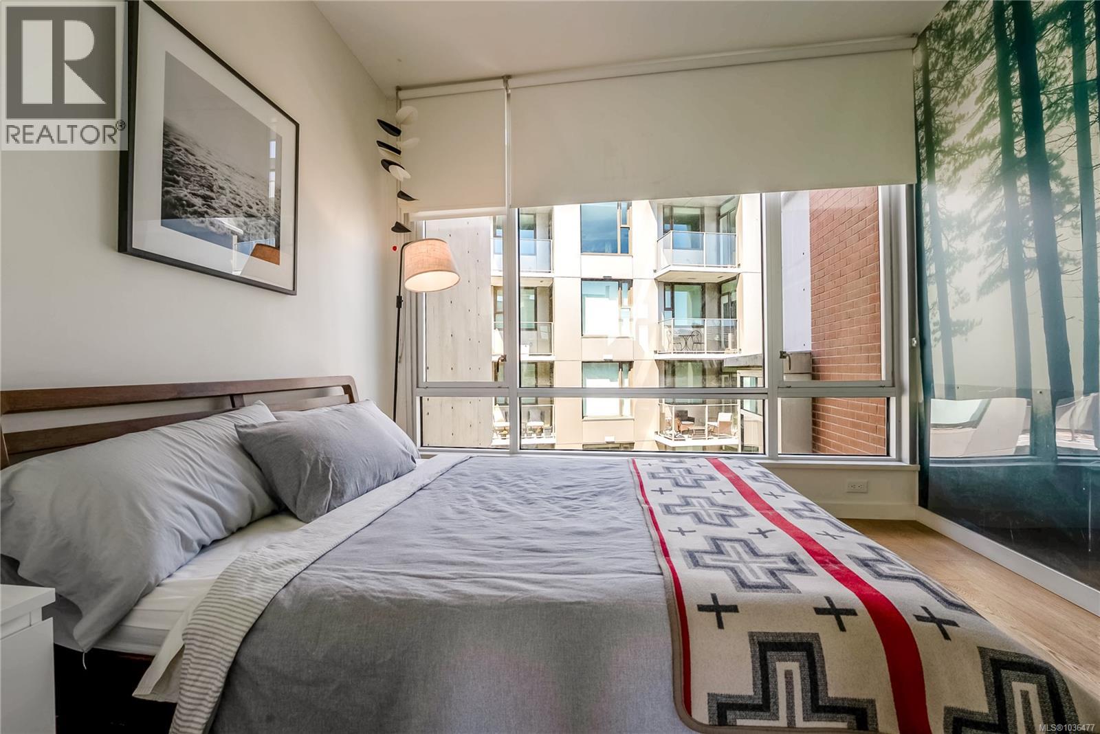 400 456 Pandora Avenue, Victoria