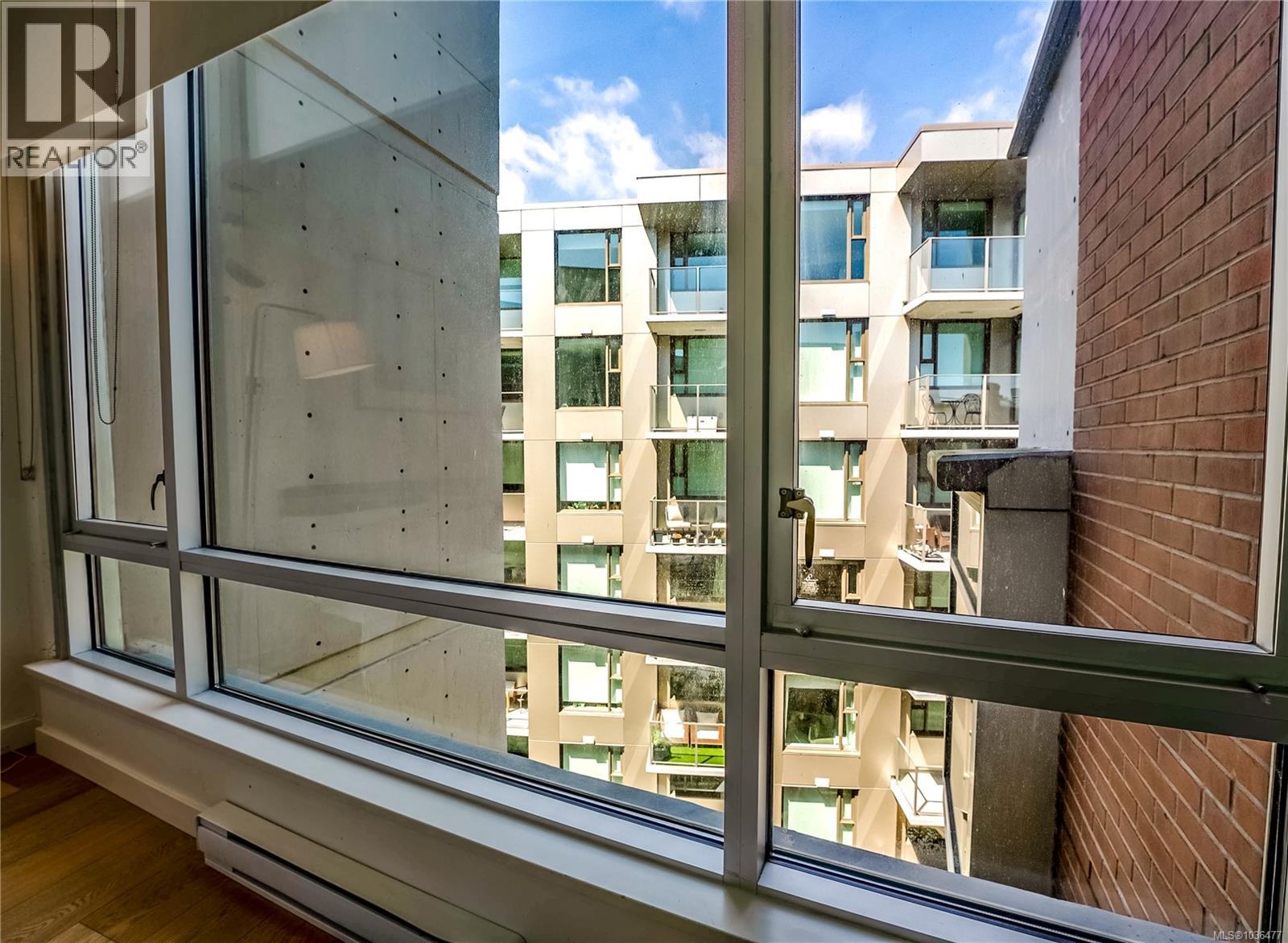 400 456 Pandora Avenue, Victoria