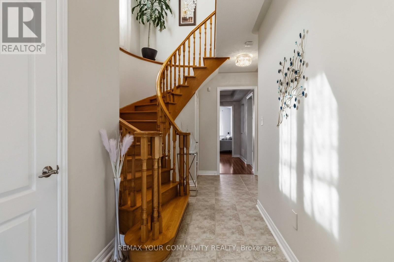 100 ANDES CRESCENT - 7