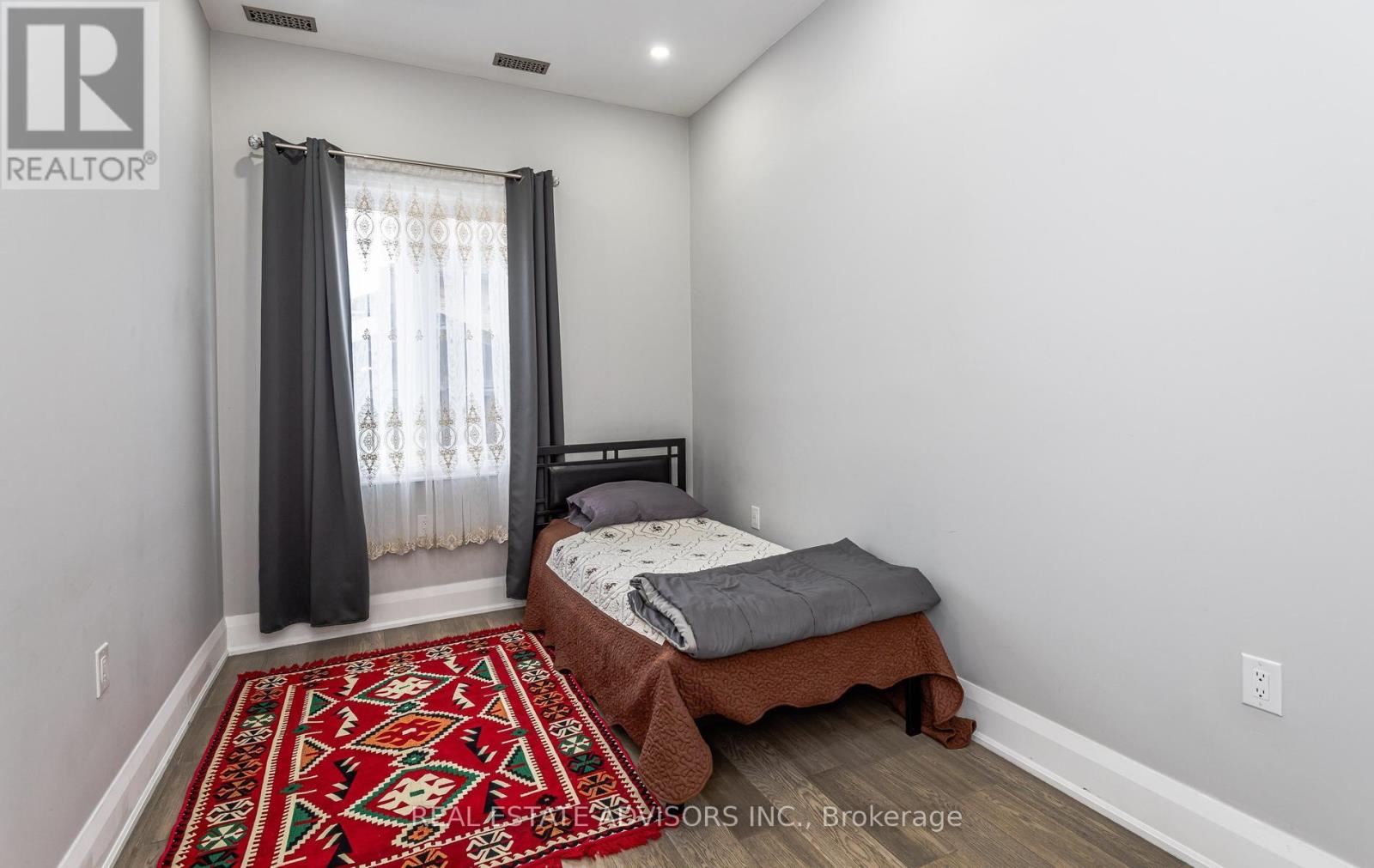 679 FLORENCE ROAD - 16