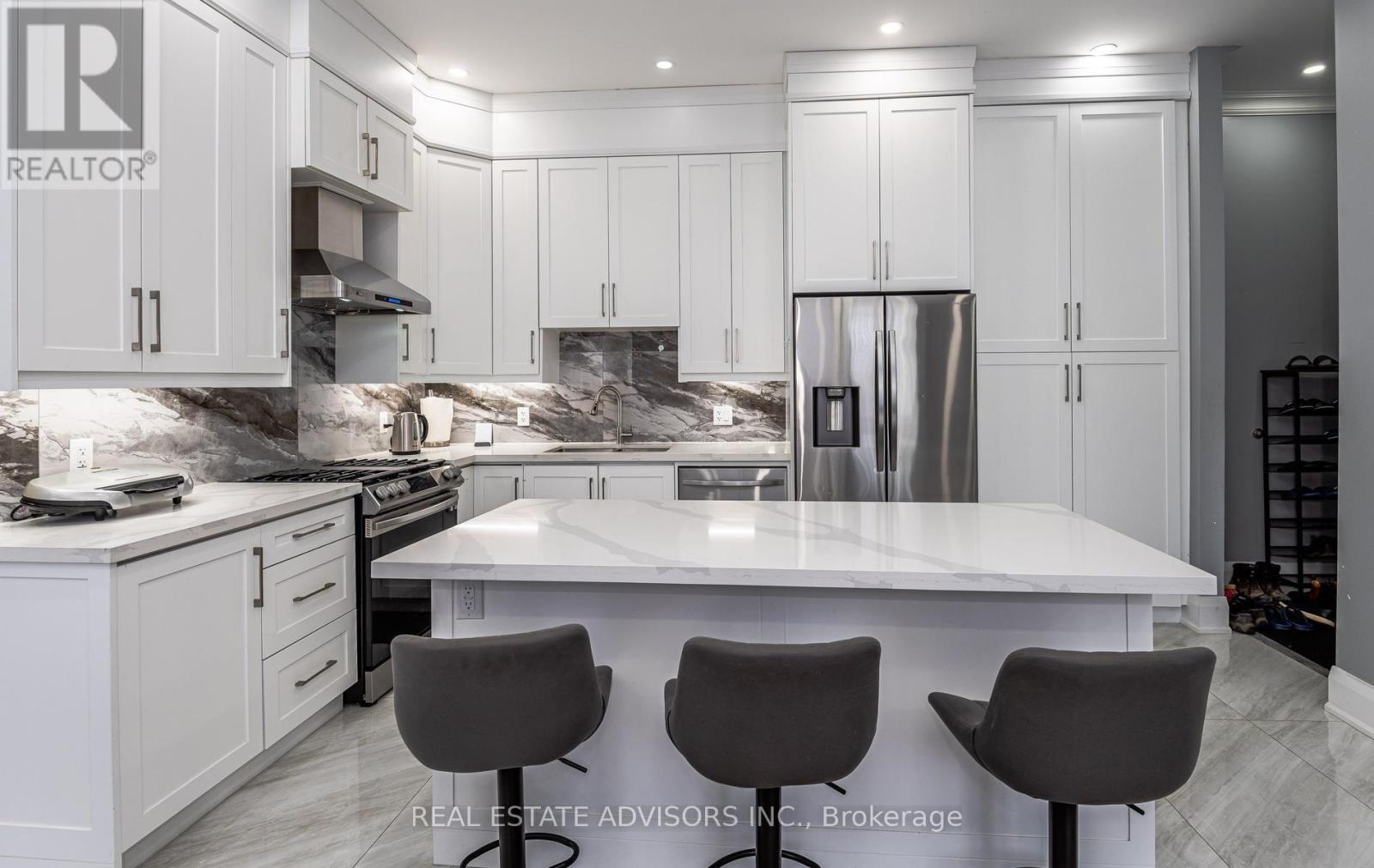 679 FLORENCE ROAD - 6