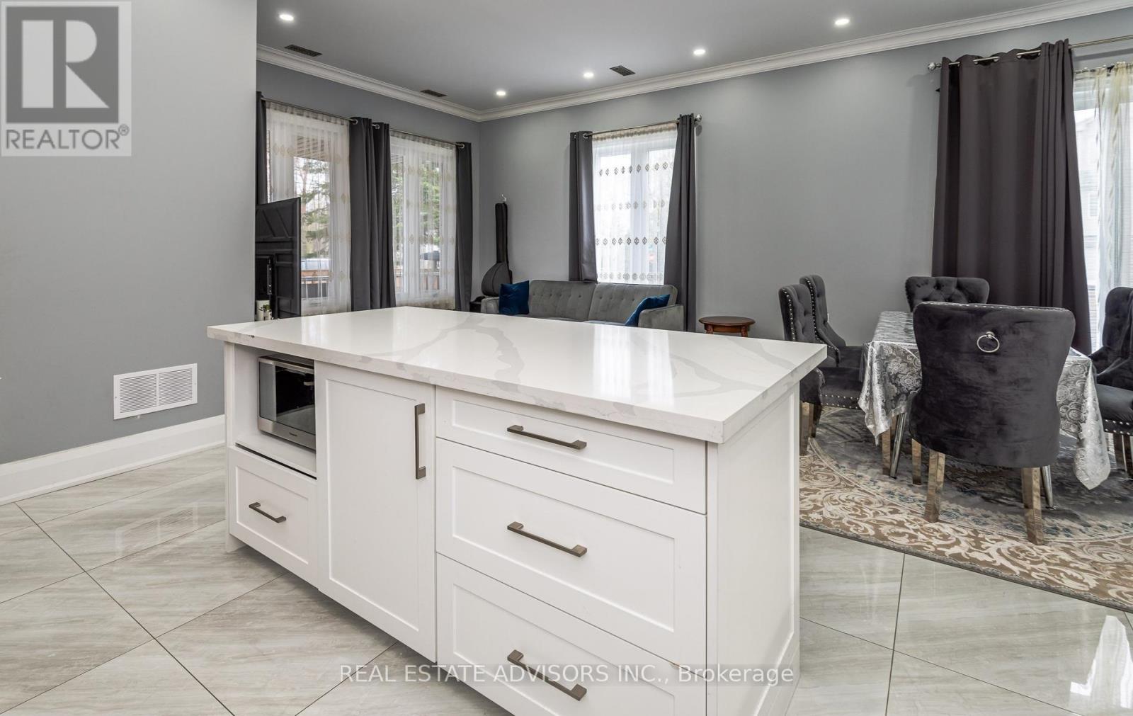 679 FLORENCE ROAD - 8
