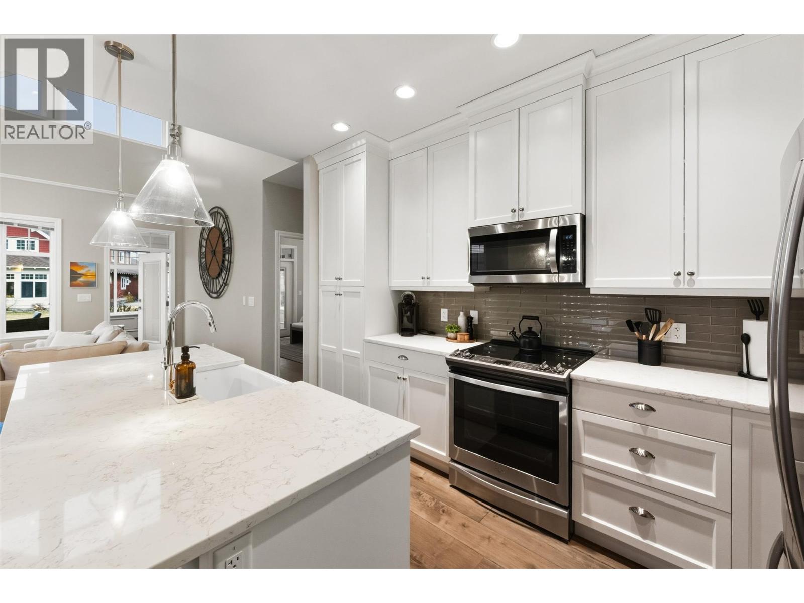 2450 Radio Tower Road Unit# 73, Oliver