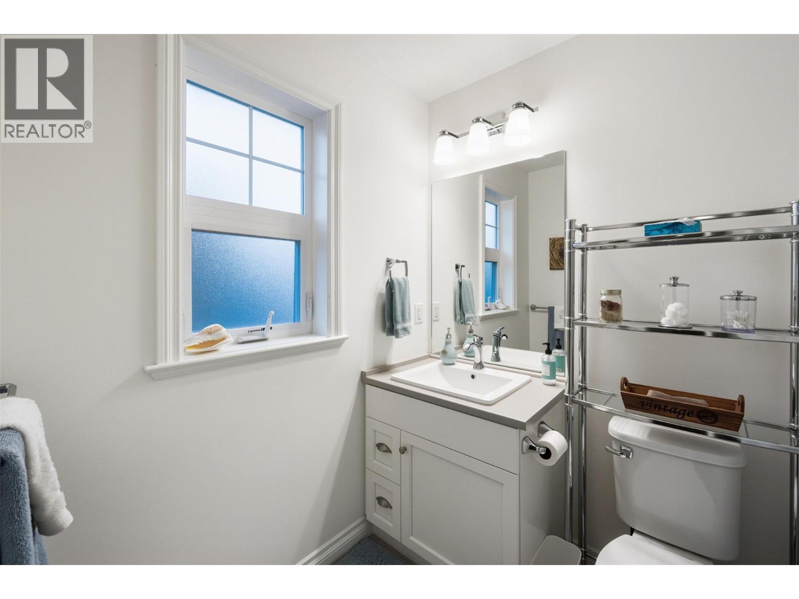 2450 Radio Tower Road Unit# 73, Oliver