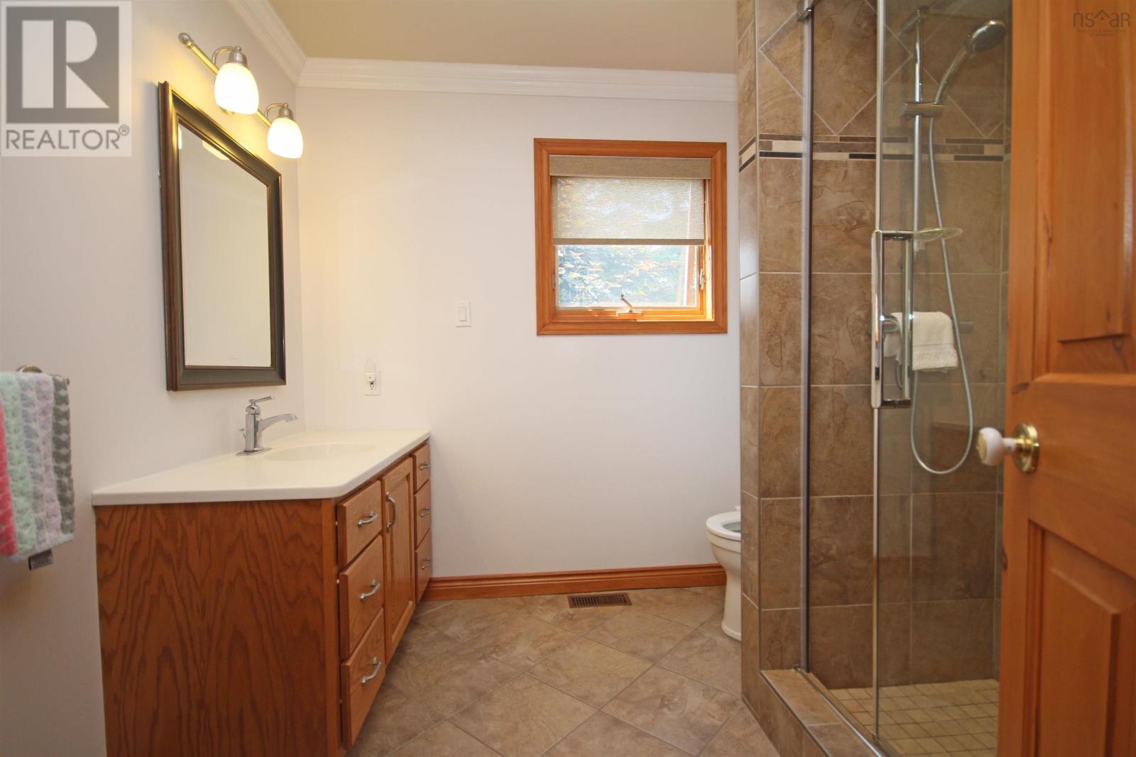 Property 32 of 44 of 351 Lochside Road