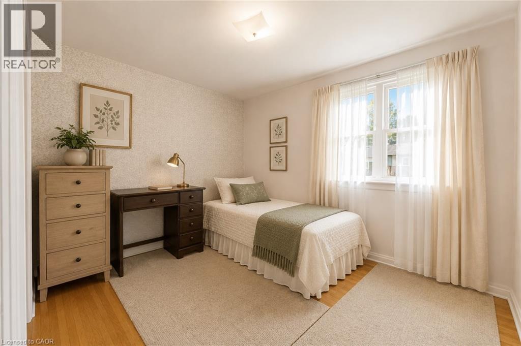 10 OAKLEY Court, Ancaster, Ontario, L9G1T5 — Photo 4