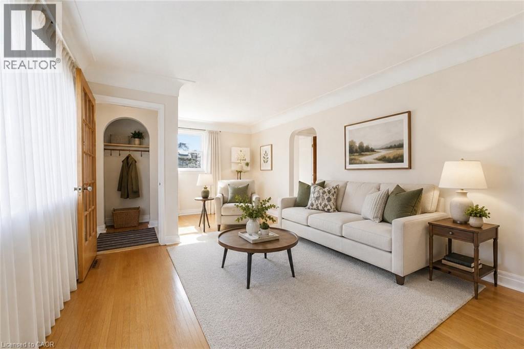 10 OAKLEY Court, Ancaster, Ontario, L9G1T5 — Photo 5
