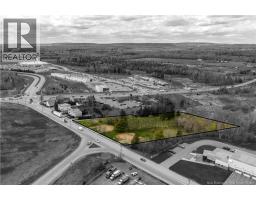 38-42-50 Caledonia, photo 3