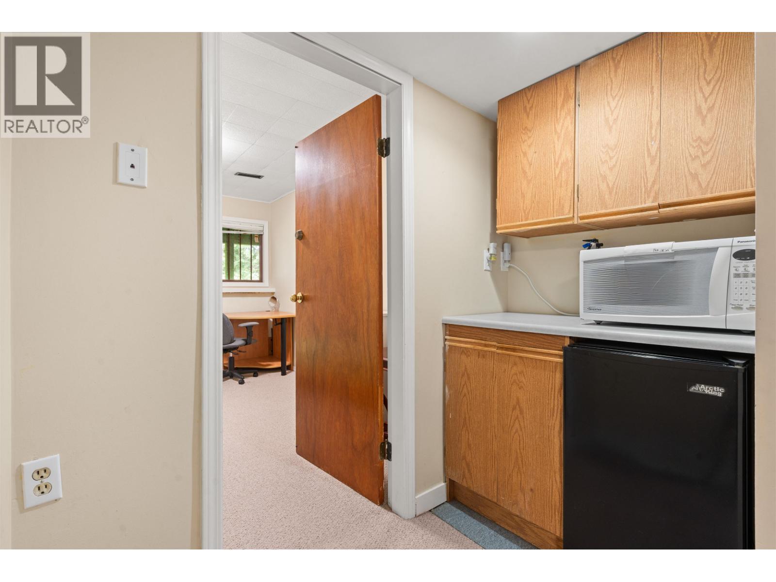 883 OLD LILLOOET ROAD