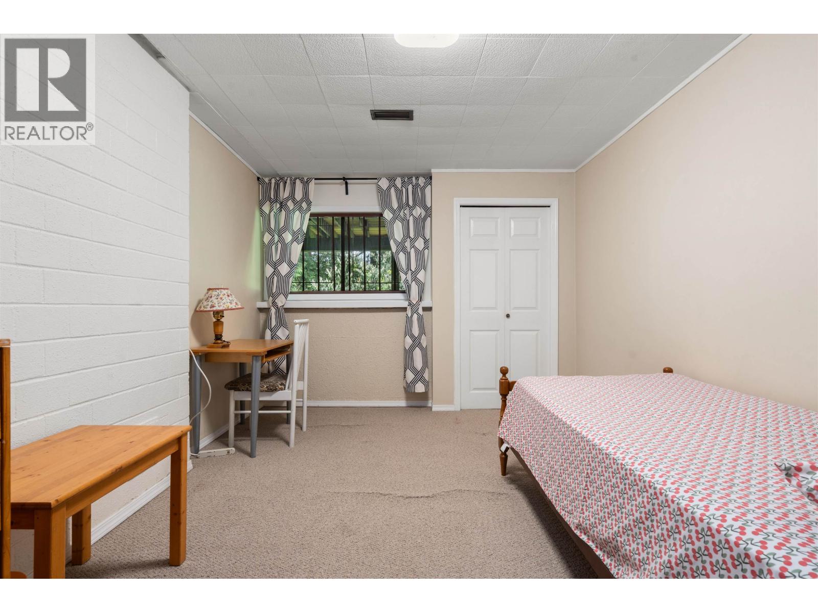 883 OLD LILLOOET ROAD, North Vancouver