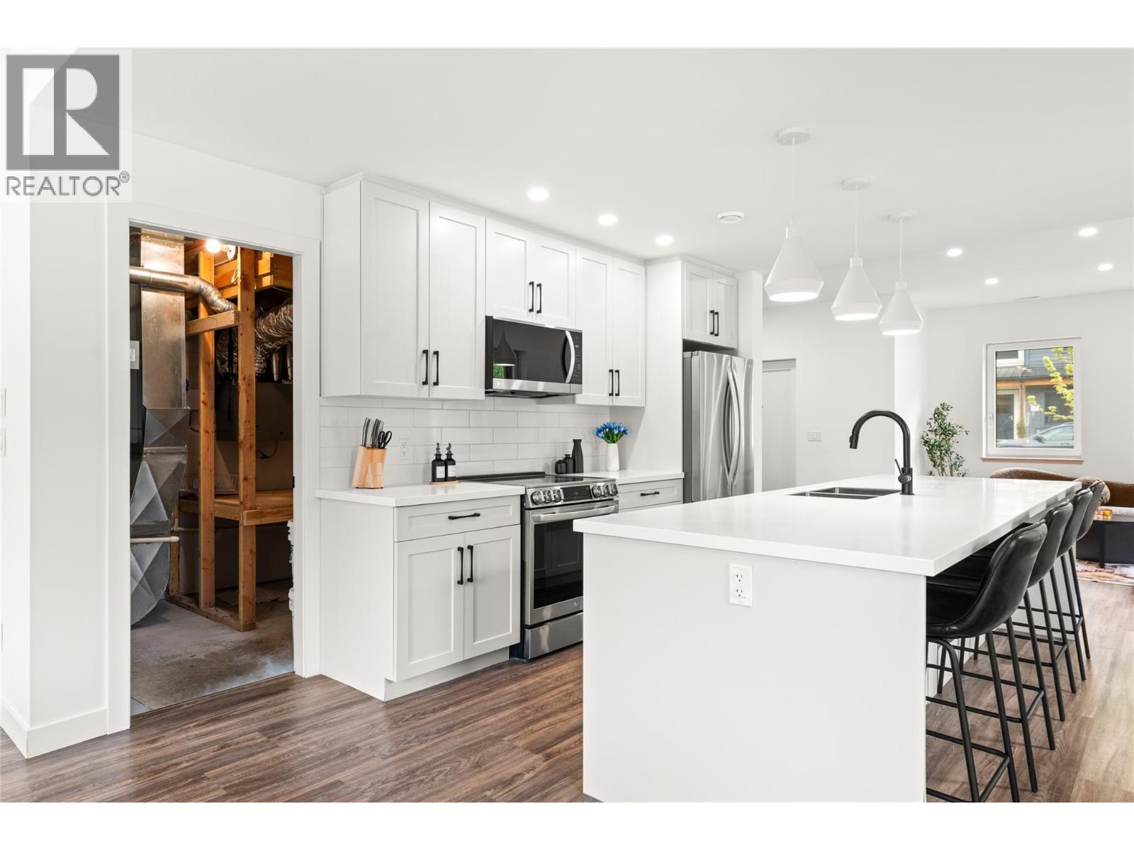 1041 Keystone Crescent, Revelstoke