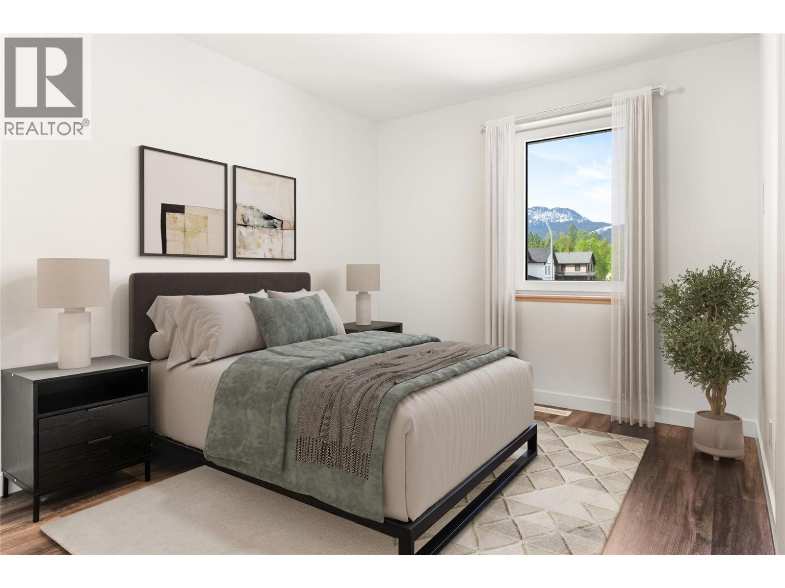 1041 Keystone Crescent, Revelstoke