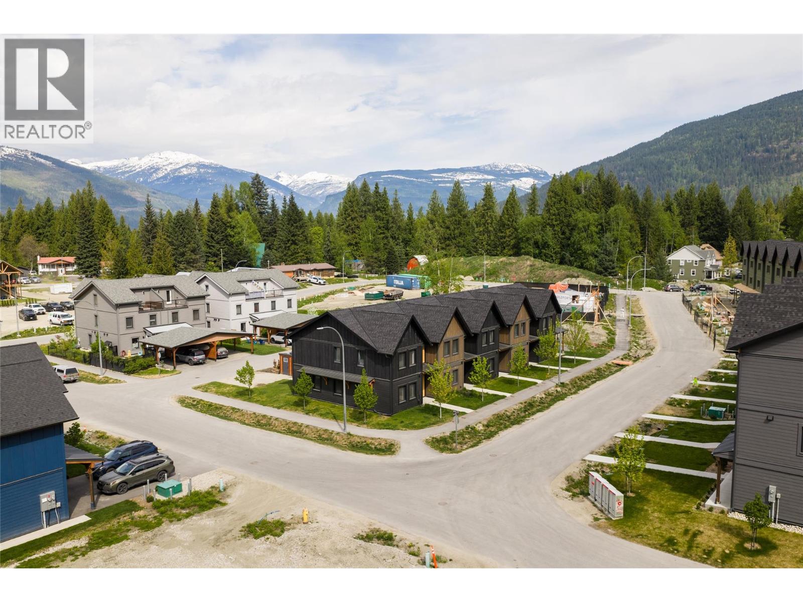 1041 Keystone Crescent, Revelstoke