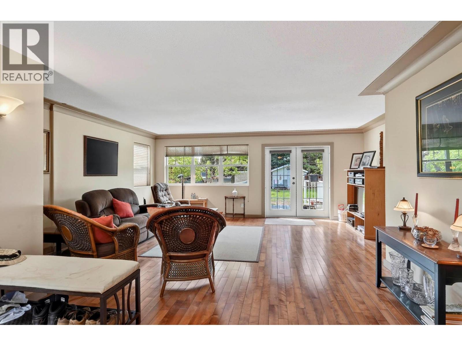 889 ELDER Road - 6