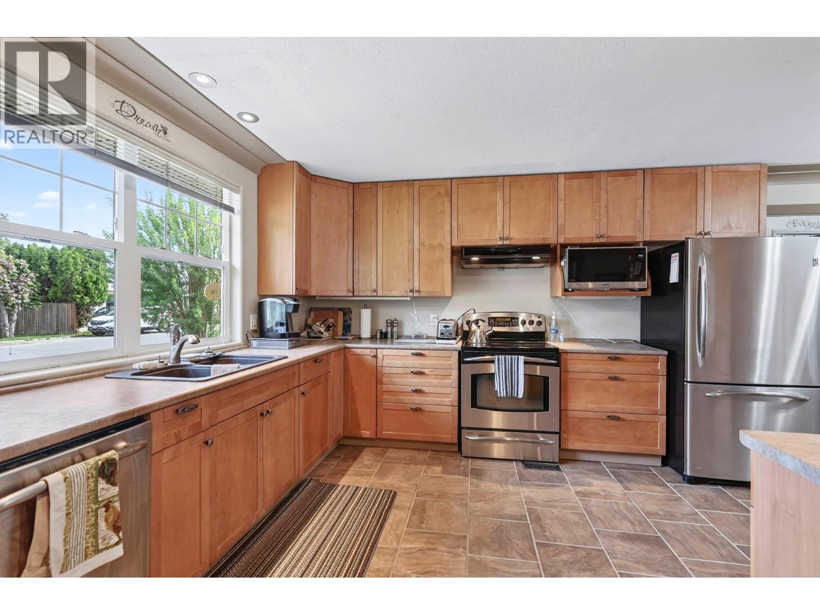 889 ELDER Road - 13
