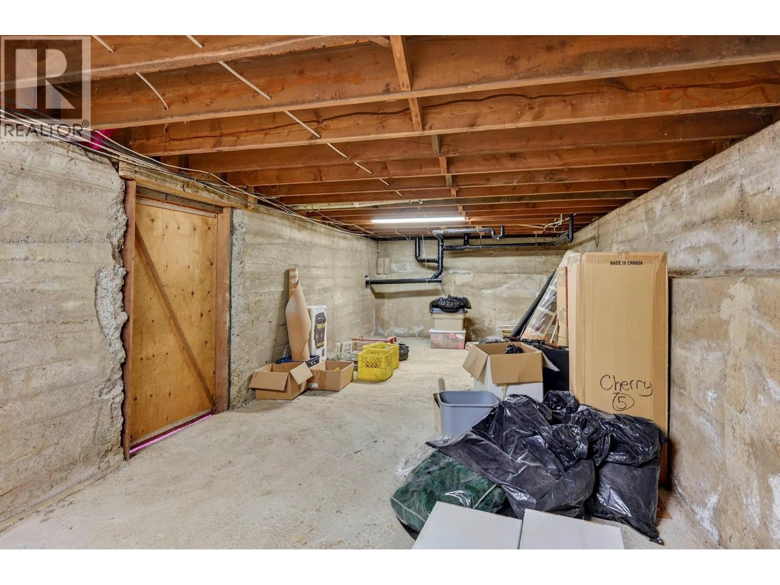 889 ELDER Road - 35