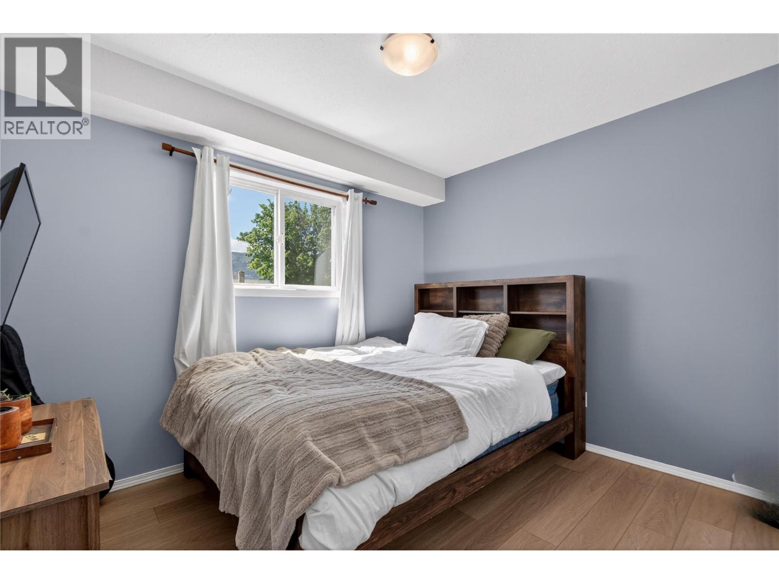 #102 538 Alberta Avenue - 11
