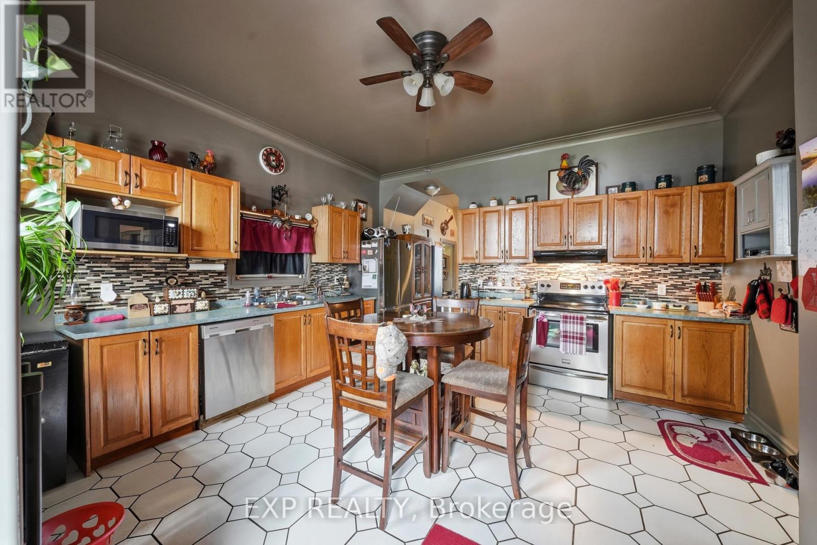 41 MILL STREET - 19