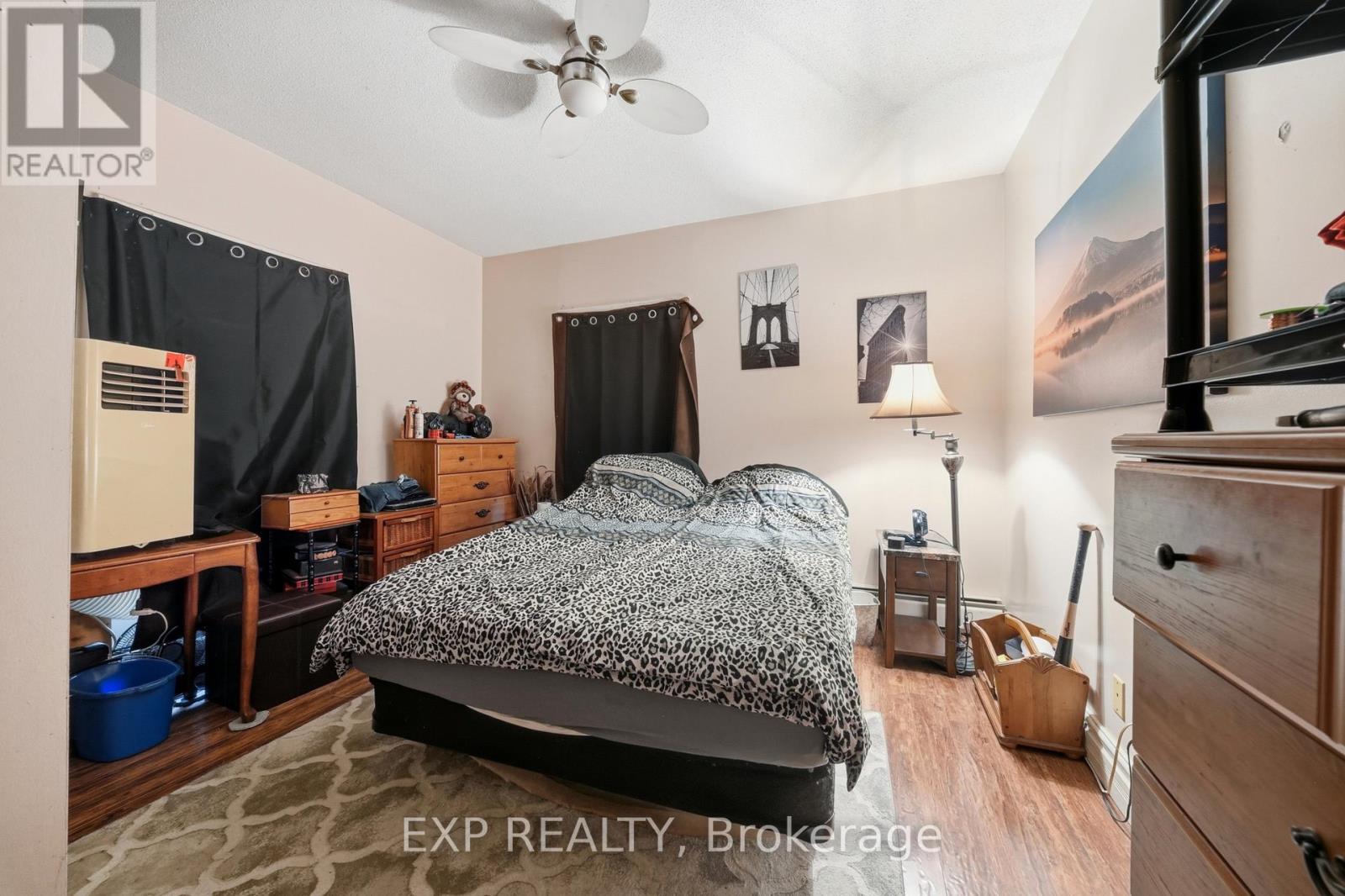 41 MILL STREET - 12