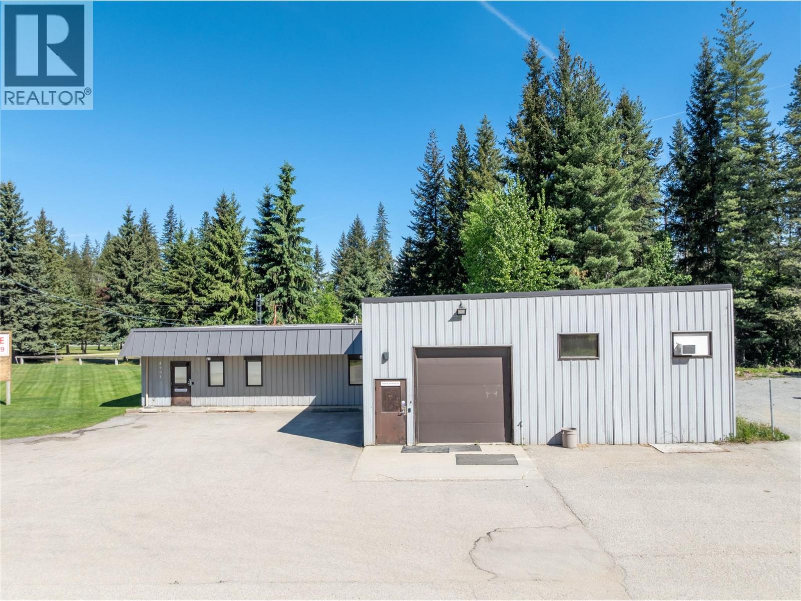  4901 Auto Road Southeast, Salmon Arm