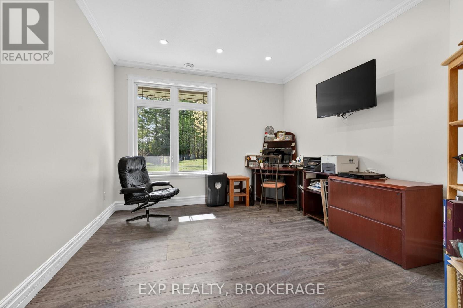 1800 SYDENHAM ROAD - 24
