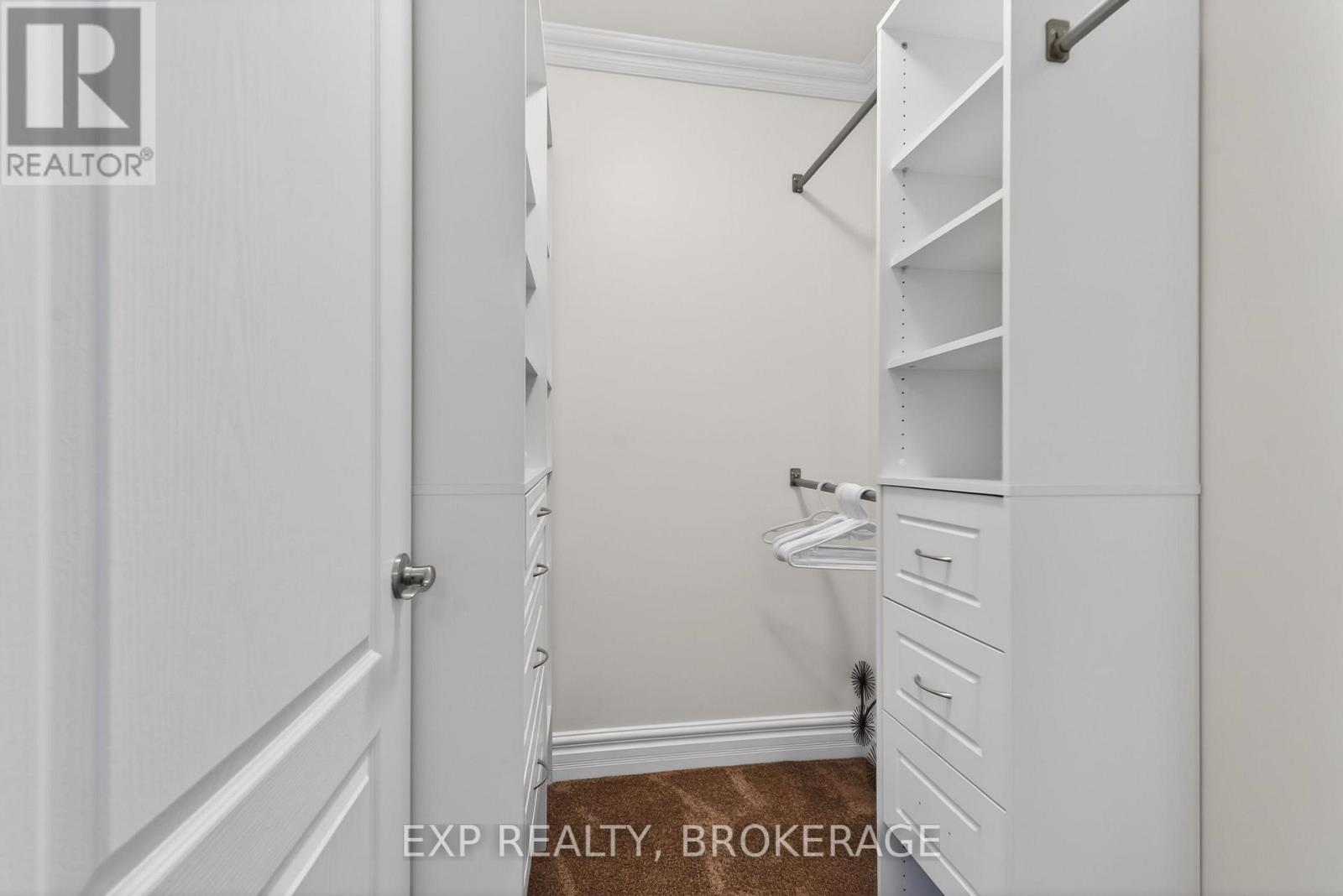1800 SYDENHAM ROAD - 34