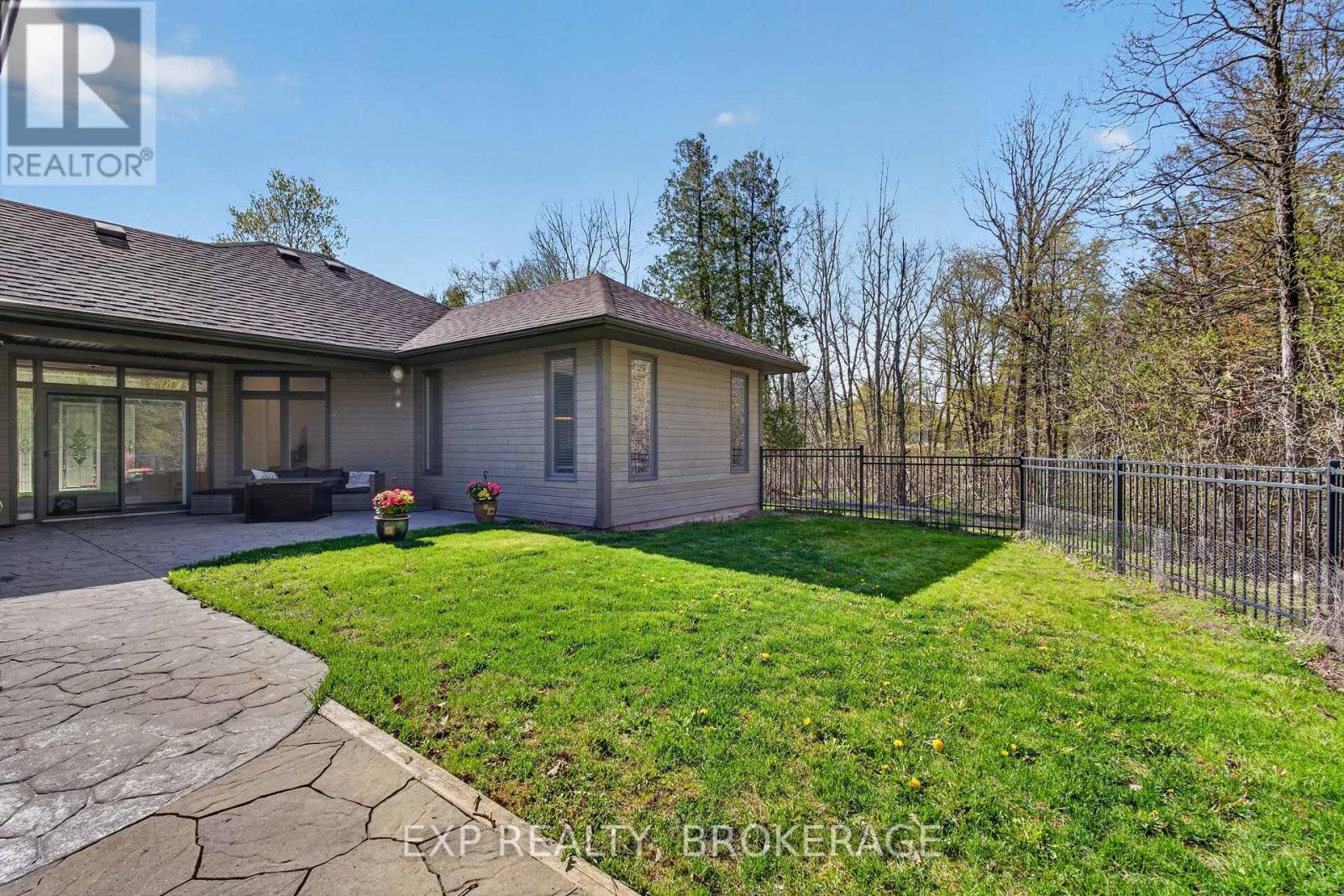 1800 SYDENHAM ROAD - 45