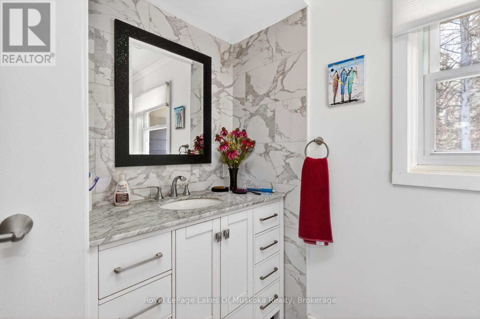 86 ONTARIO STREET - 17