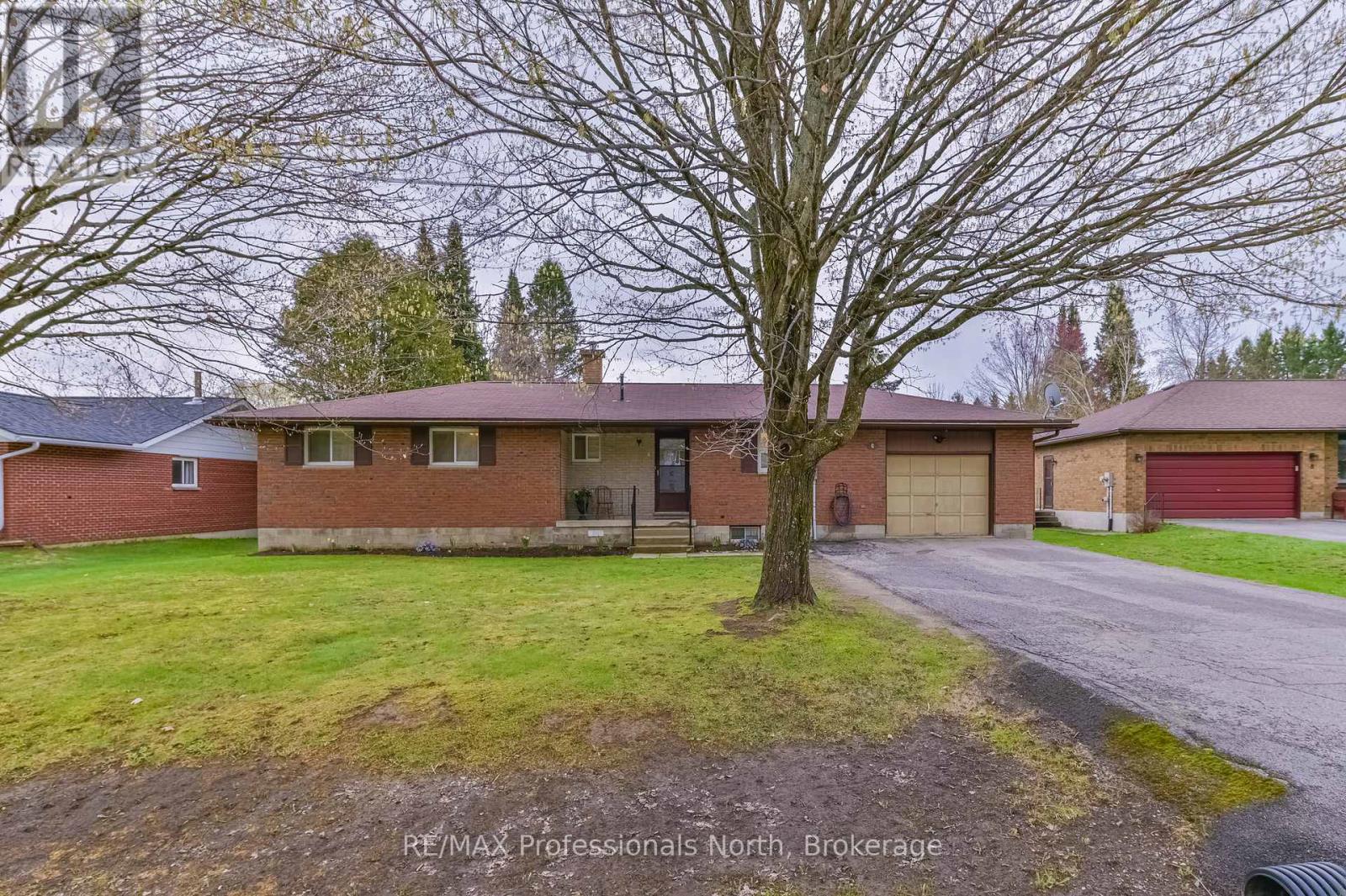 6 KNOB HILL COURT - Image 2