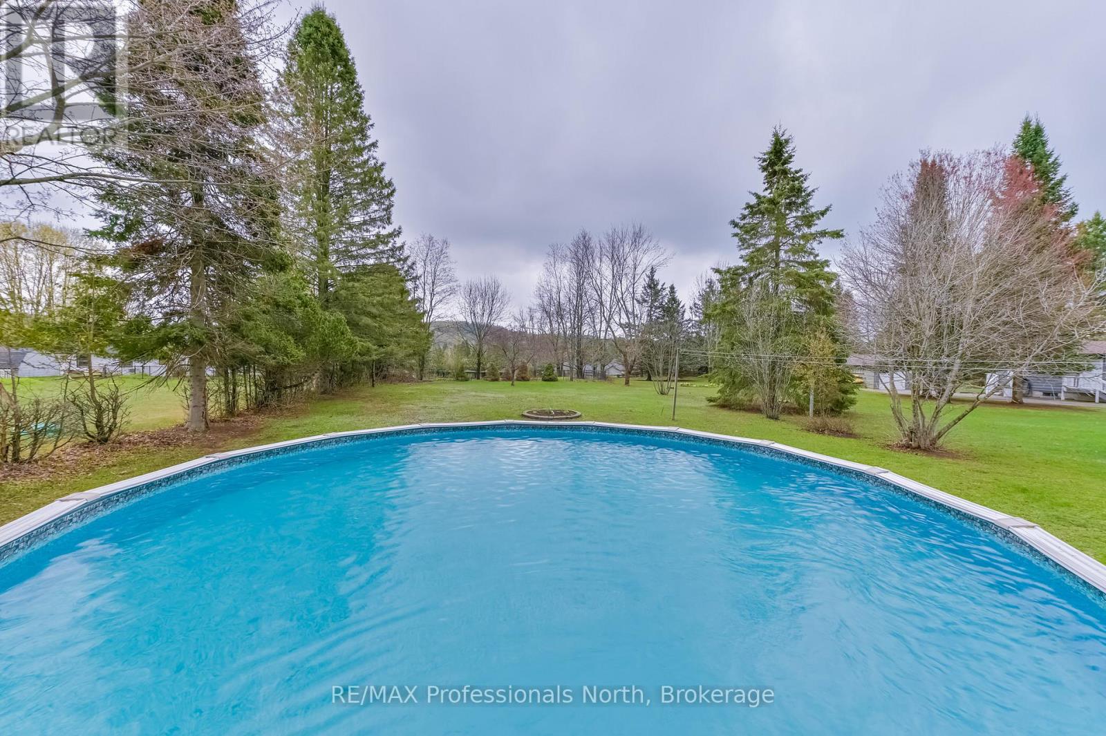 6 KNOB HILL COURT - 7