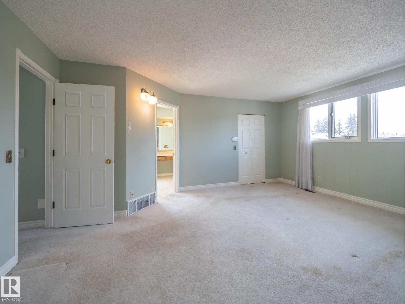 23 MEADOWVIEW DR, Sherwood Park