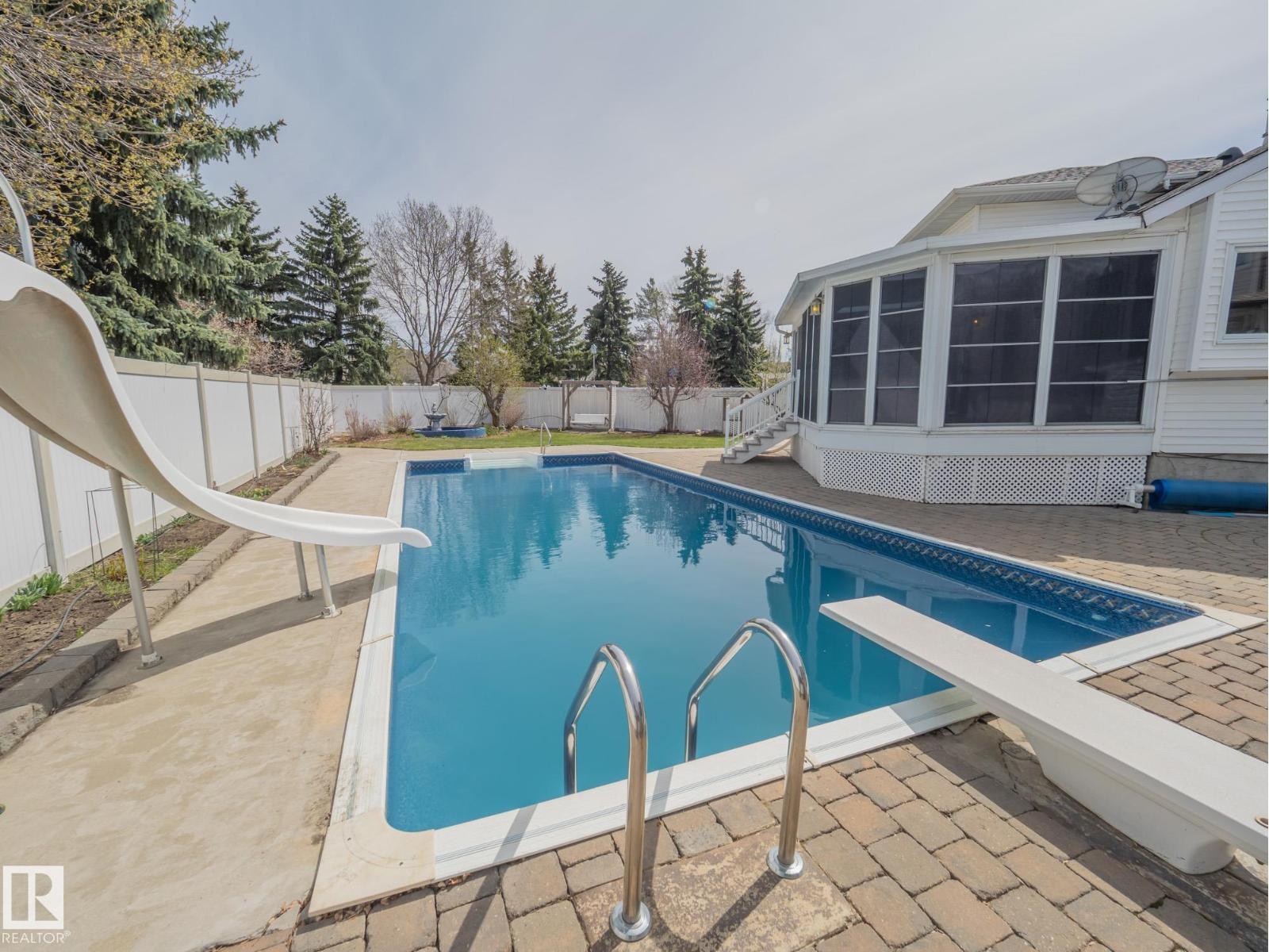 23 MEADOWVIEW DR, Sherwood Park