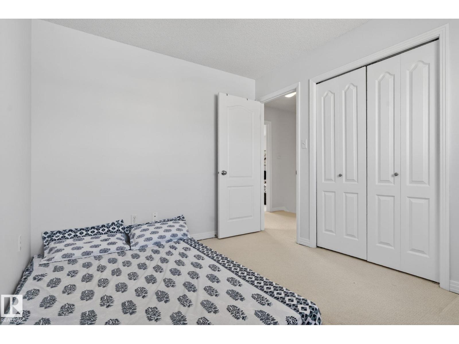 421 84 ST SW - 29